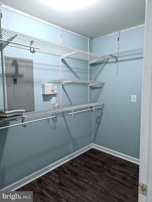 Building Photo - 14173 HUNTERS Way