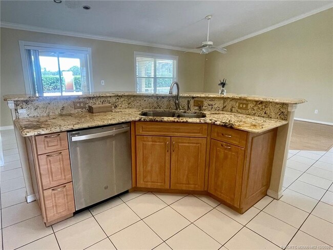 Building Photo - 1397 SW 24th Ln