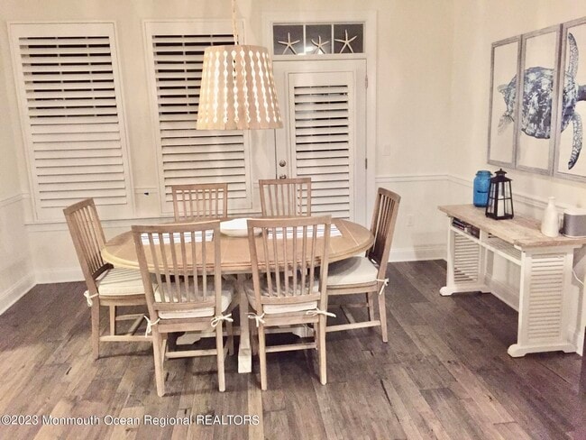 Building Photo - 410 Sewall Ave