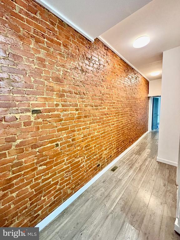 Building Photo - 3246 W Huntingdon St