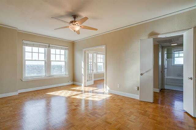 Building Photo - 2306 Park Pl Ave