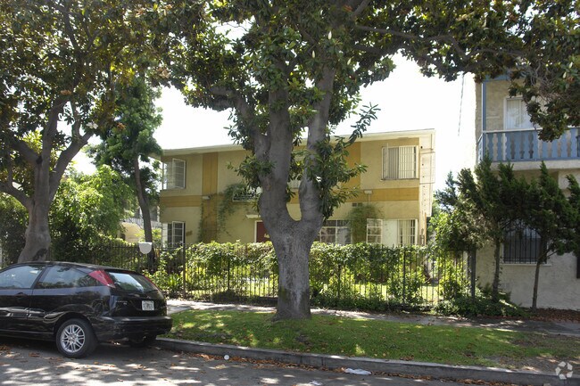 Primary Photo - 6112 Eleanor Ave