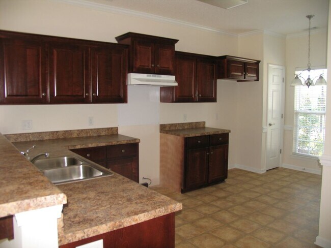 Building Photo - 157 Reese Way