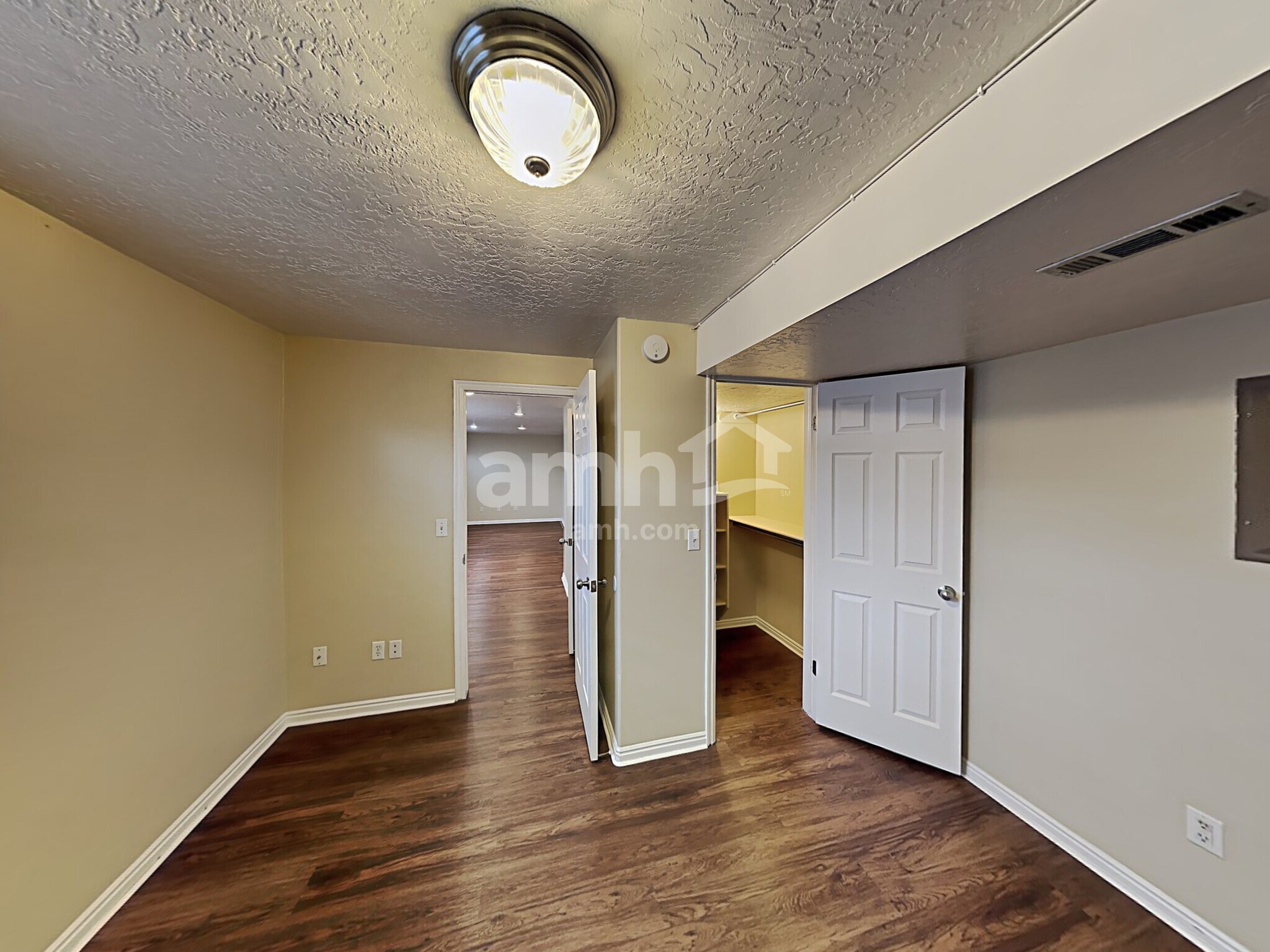 Building Photo - 120 S 1660 W