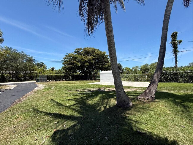 Building Photo - 15395 SW 272nd St