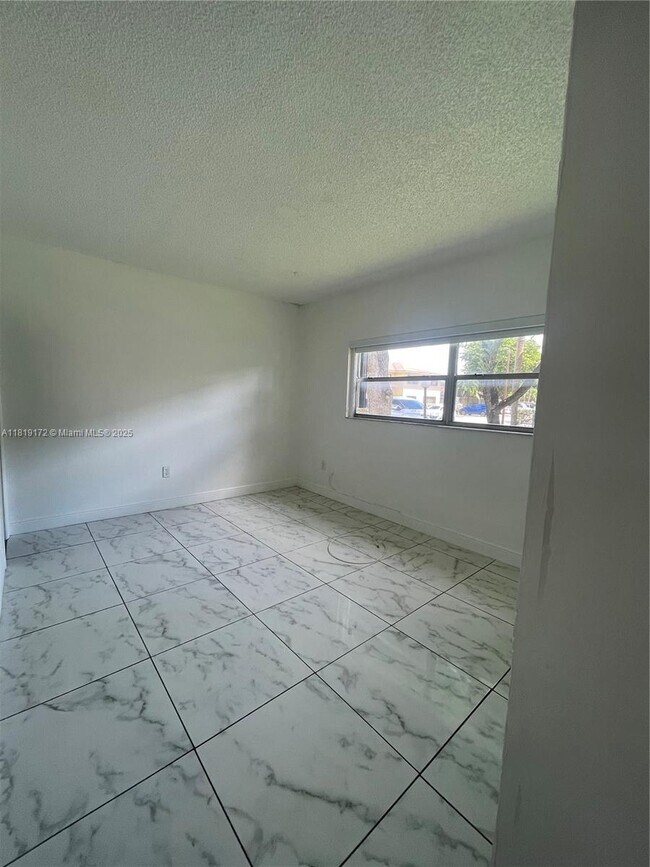 Building Photo - 15699 SW 73rd Cir Terrace