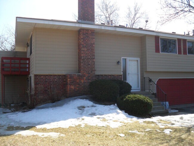 Building Photo - 10435 Decatur Cir