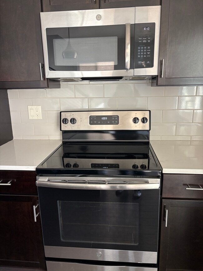 Building Photo - 86 Cheyenne Blvd