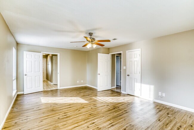 Building Photo - 20003 Atasca Villas Dr