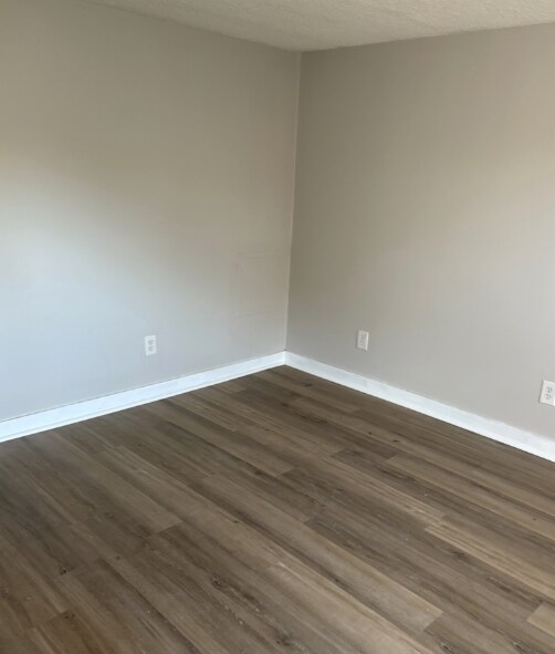 Building Photo - "Charming 1-Bedroom Retreat in Nashville – Cozy 720 sq. ft. Haven!"