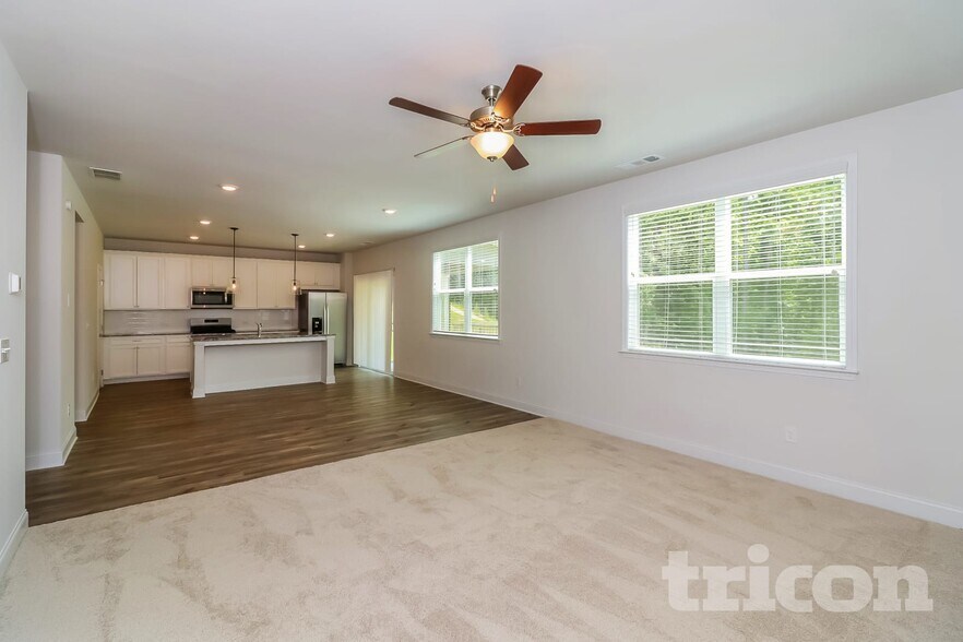 Building Photo - 73 Leyland Ct