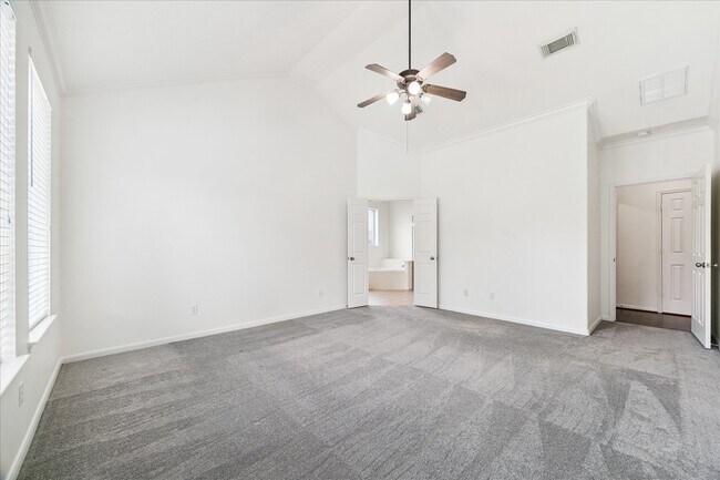 Building Photo - 23814 Seventh Heaven