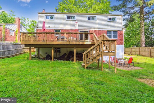 Building Photo - 10724 Tenbrook Dr