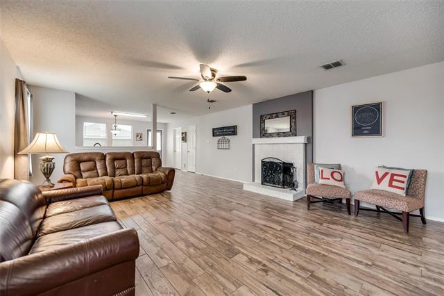 Primary Photo - 1720 Creek Bend Ln