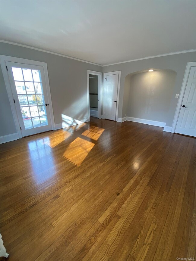 Building Photo - 321 Hayward Ave