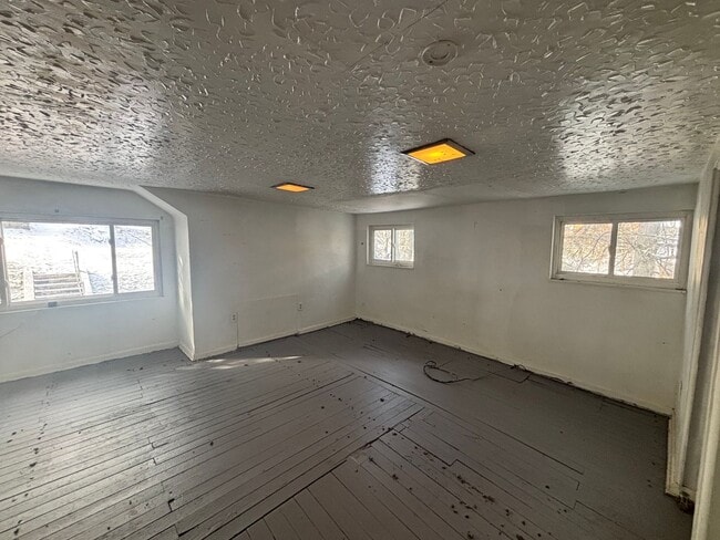 Building Photo - New Year, New Home, $500 Off! This is a Lease-to-Own – Not a typical rental.