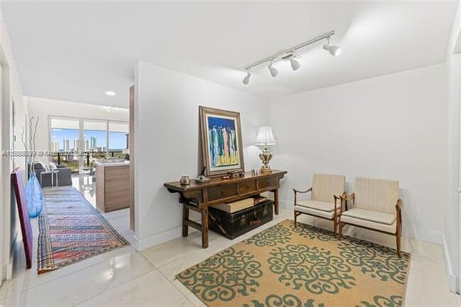 Building Photo - 16385 Biscayne Blvd