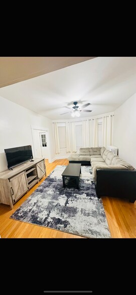 Primary Photo - 42 Morris St