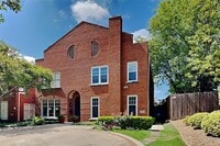 Building Photo - 3420 Binkley Ave