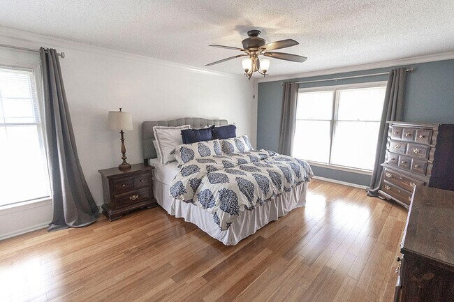 Building Photo - 2500 Bluff Blvd