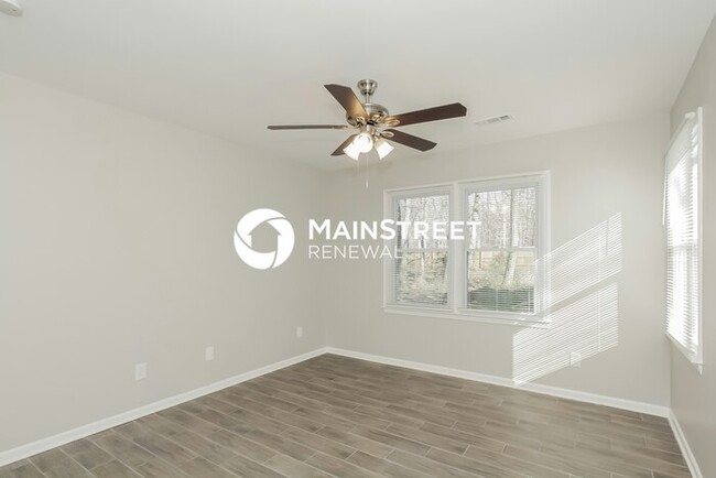 Building Photo - 727 Mattingwood Dr
