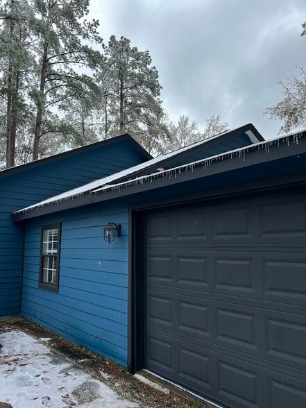 Building Photo - 105 Crestwood Ct