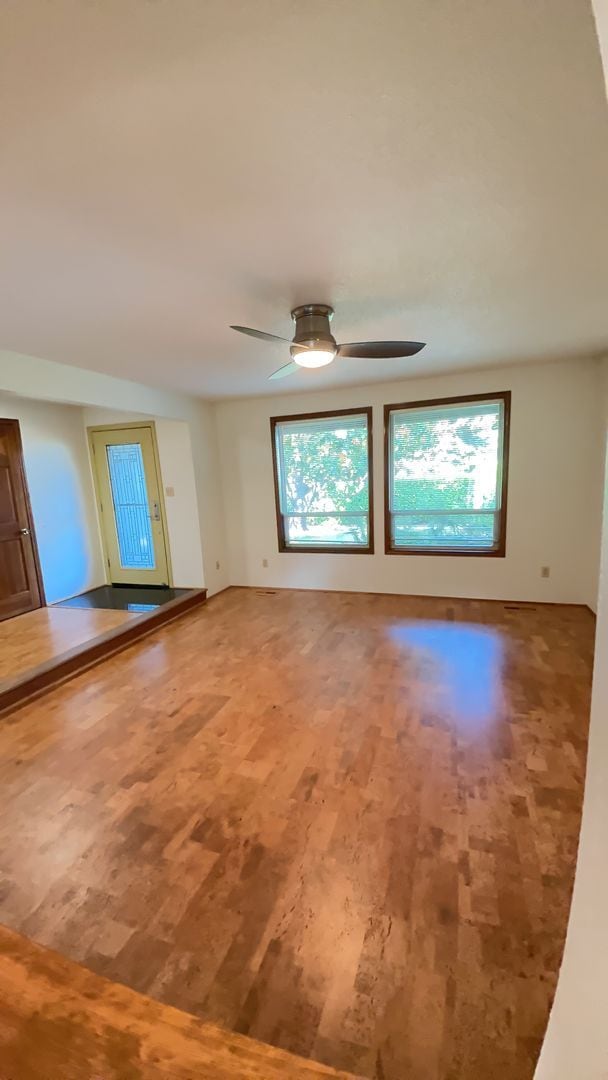 Building Photo - Lovely 3 Bedroom Home with Privacy and Pat...