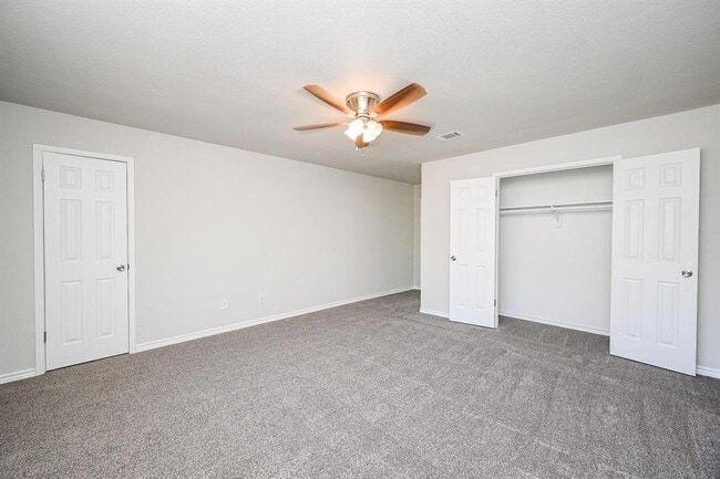 Building Photo - 6514 Kentwick Dr