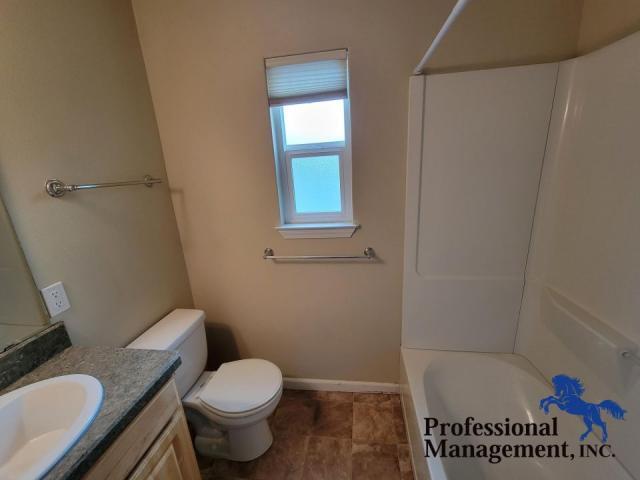 Building Photo - 4 bedroom in Billings MT 59102