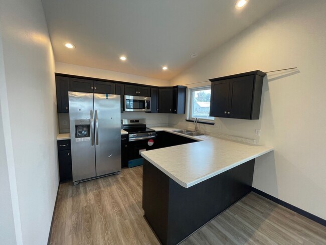 Building Photo - 995 Morning Star Ln