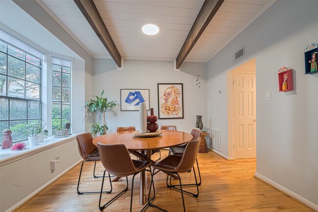 Building Photo - 5368 Brownway St