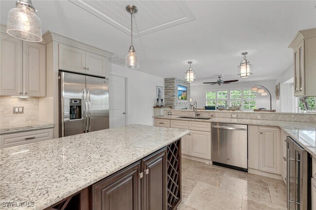 Primary Photo - 755 Southern Pines Dr