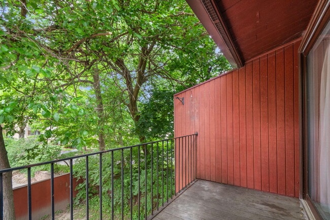 Building Photo - 1815 Independence Blvd