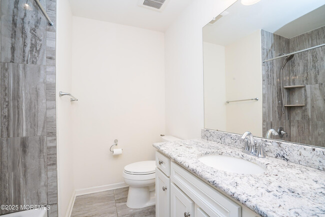 Building Photo - 50 Periwinkle Dr