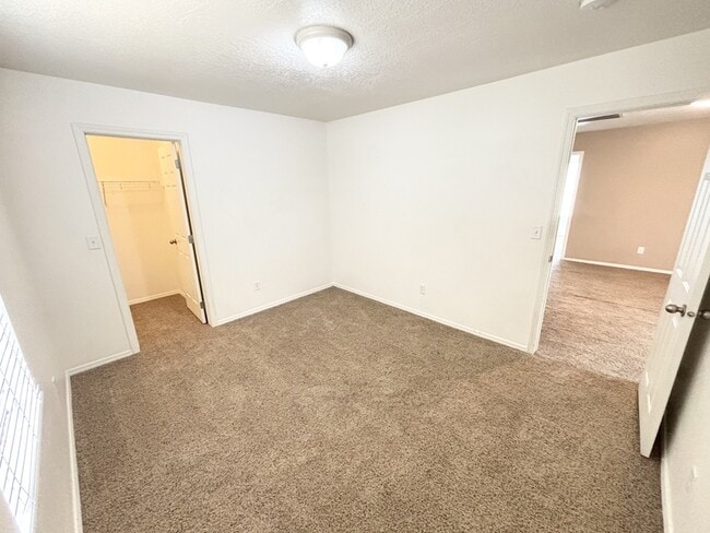 Building Photo - 432 S 1230 W