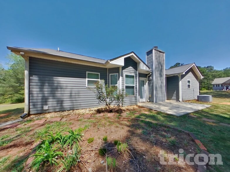 Building Photo - 94 Jackson Farms Dr