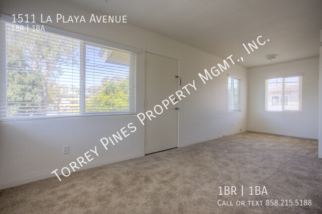 Building Photo - 1511 La Playa Ave