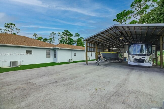 Building Photo - 14861 85th Rd N