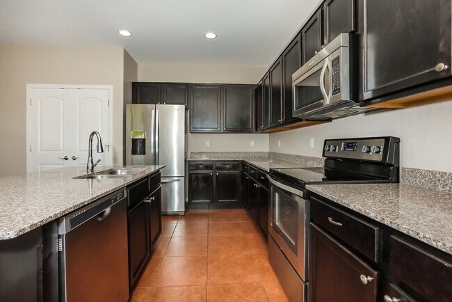 Building Photo - 8616 E Lobo Ave