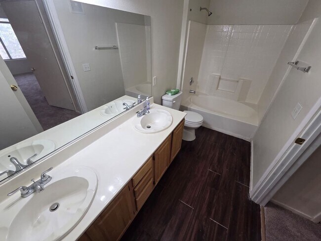 Building Photo - Spacious 3-Bedroom, 2-Bath Condo with Priv...