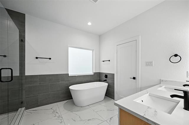 Building Photo - 3914 S Denley Dr