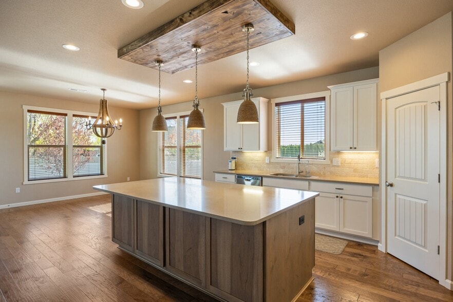 Building Photo - 4609 Junco St