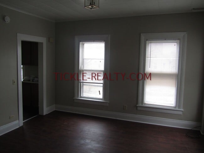 Building Photo - 11 Lafayette Pl