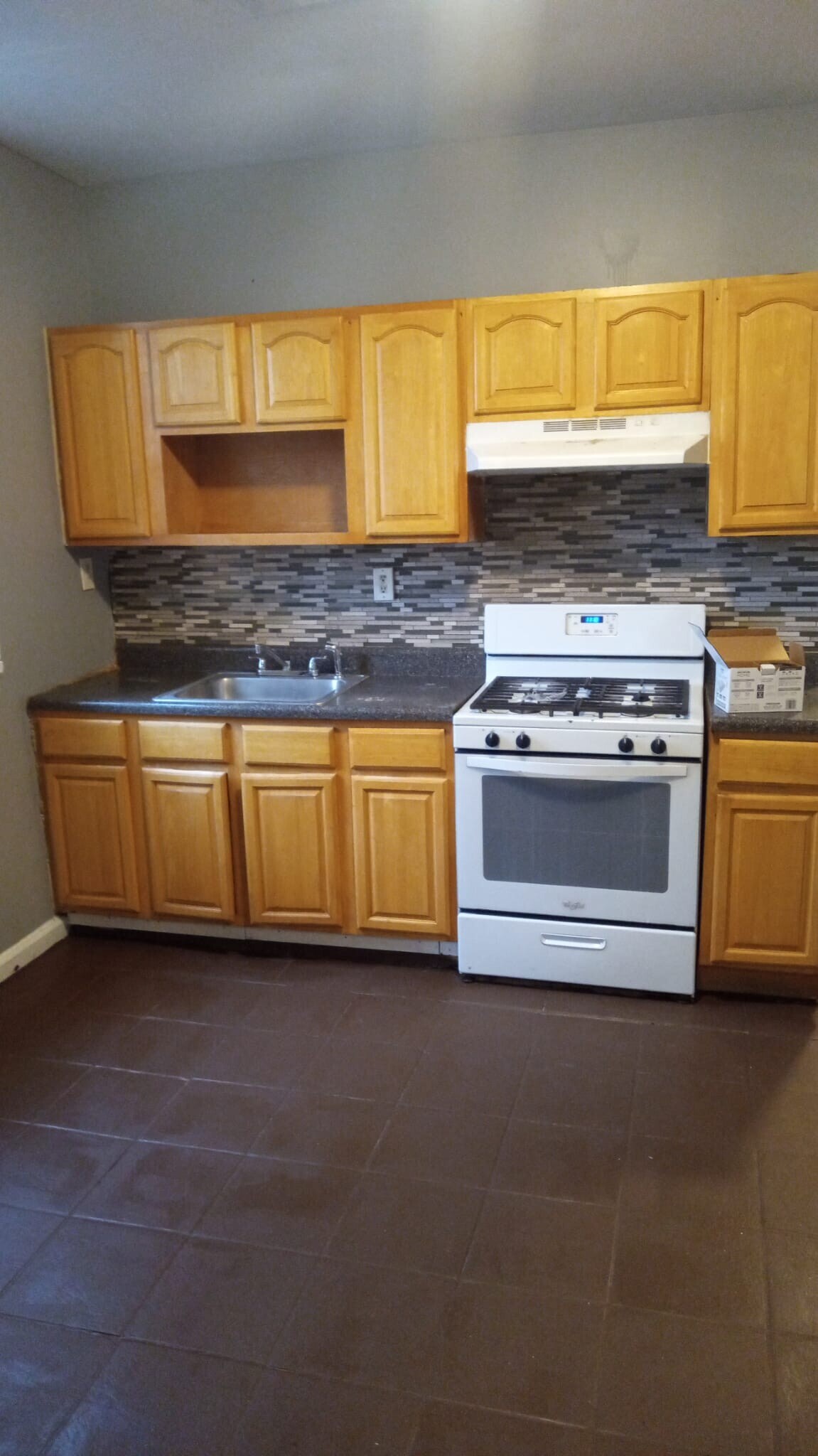 Building Photo - 706 Grove St