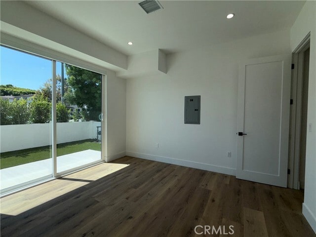 Building Photo - 5044 Laurel Canyon Blvd