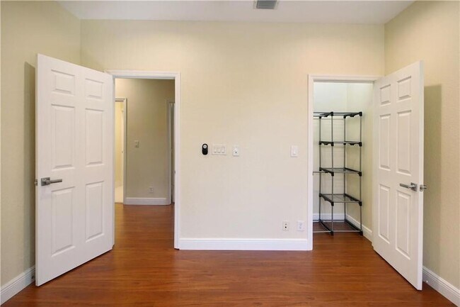 Building Photo - 5873 NW 120th Terrace