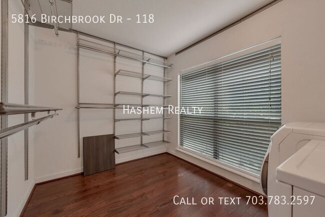 Building Photo - 5816 Birchbrook Dr