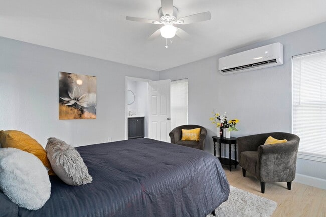 Building Photo - ***APPLICATION CURRENTLY UNDER REVIEW***Ch...