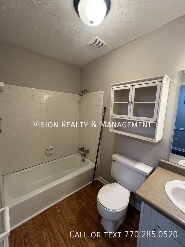 Building Photo - 153 Carroll Cir