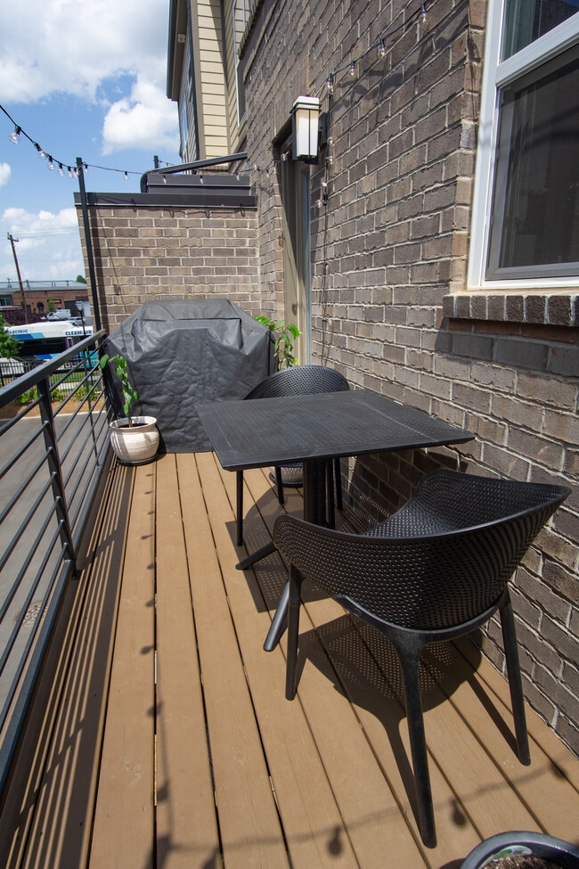 Building Photo - 3826 Sky Haven Dr